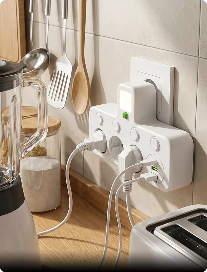 Adapter gniazdka EU z wieloma portami