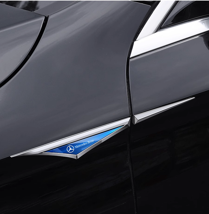 Emblemat logo samochodu